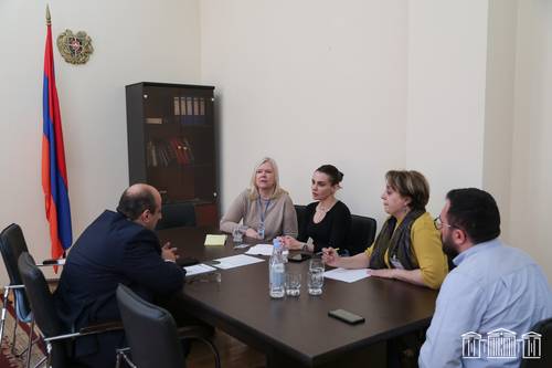 Հանդիպում տարածքային կառավարման, տեղական ինքնակառավարման, գյուղատնտեսության եւ բնապահպանության հարցերի մշտական հանձնաժողովի ղեկավարի հետ